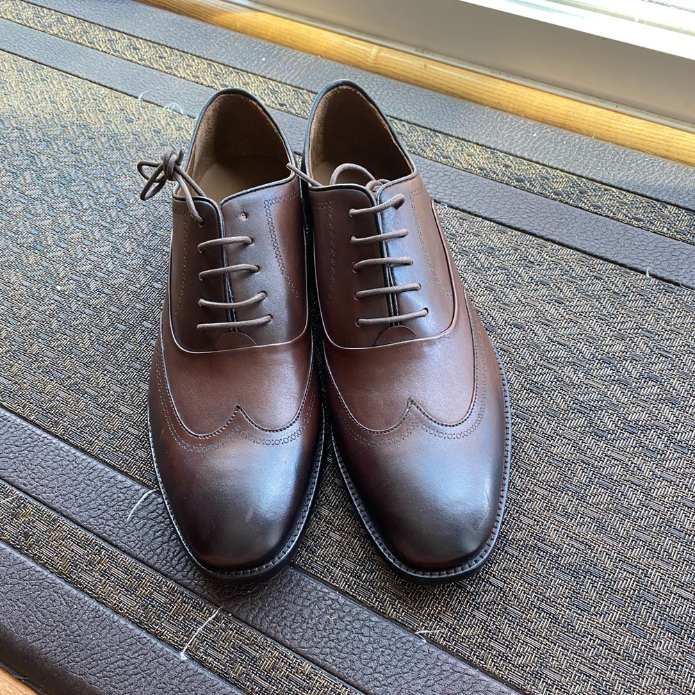 Authentic John Vavartor USA. Shoes